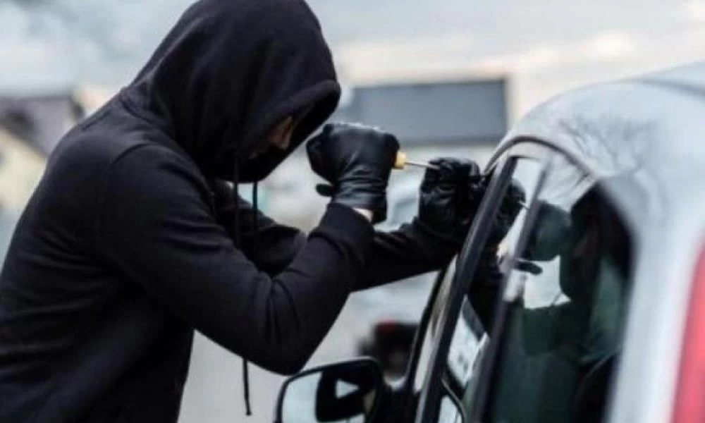 Απάτη: Πλήρωσε 70.000 ευρώ και δεν έχει αυτοκίνητο...